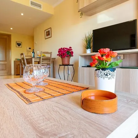 Con Parking Puerto Nuevo 8 Apartman *